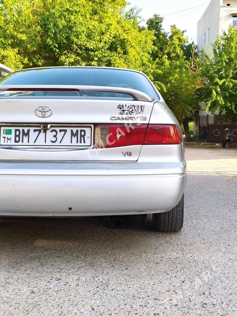 Toyota Camry 2000 - 80 000 TMT - Мары - img 5