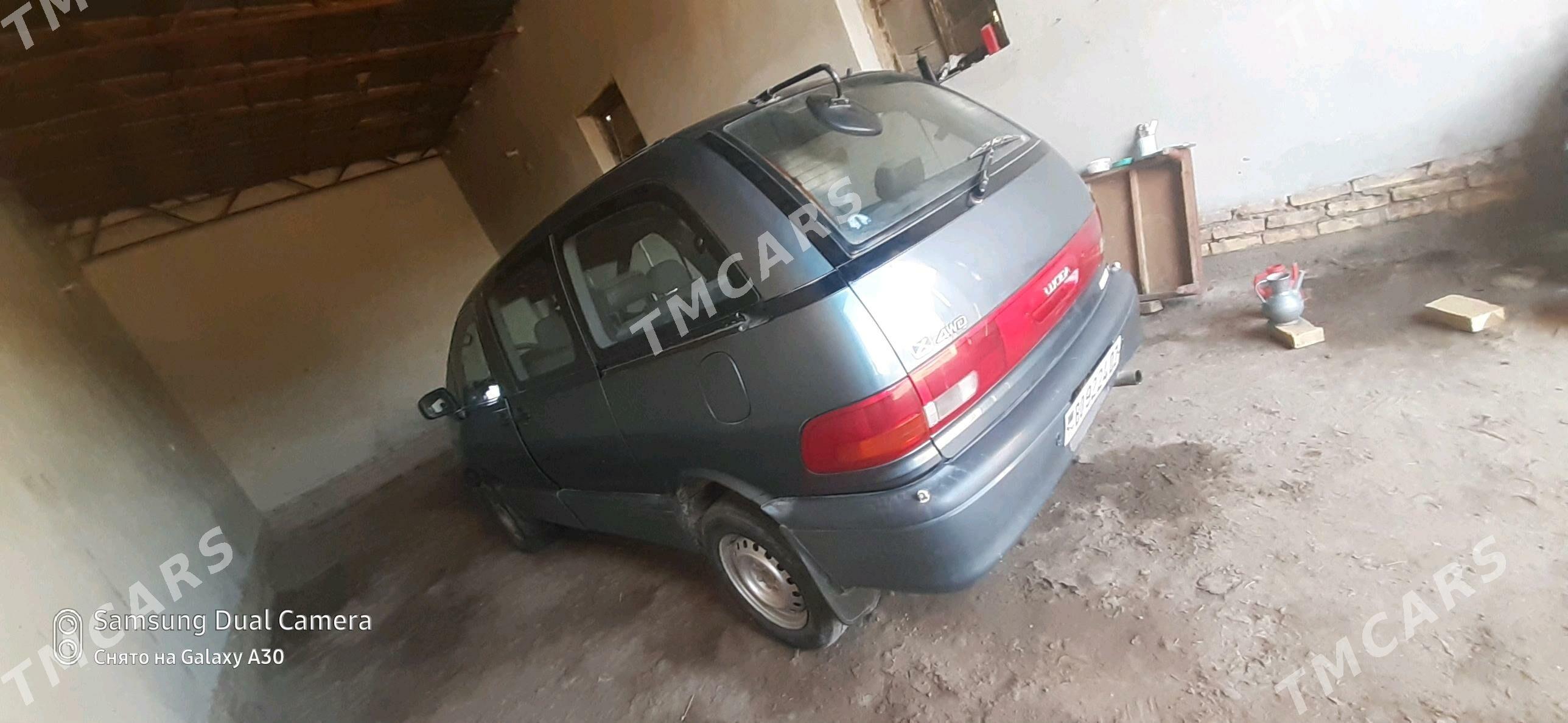 Toyota Previa 1993 - 40 000 TMT - Daşoguz - img 2