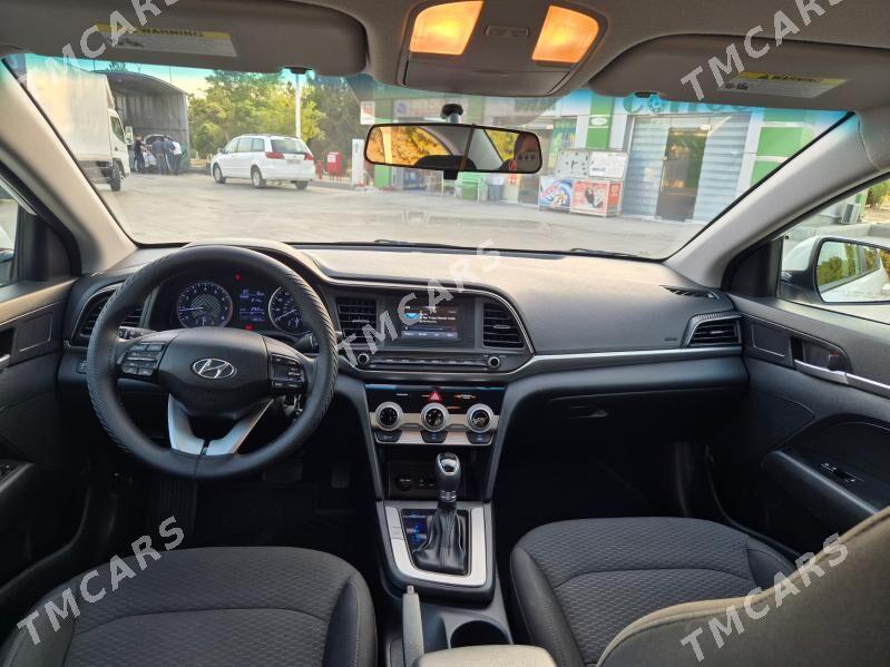 Hyundai Elantra 2019 - 179 000 TMT - G.Kuliýew köç. (Obýezdnoý) - img 5