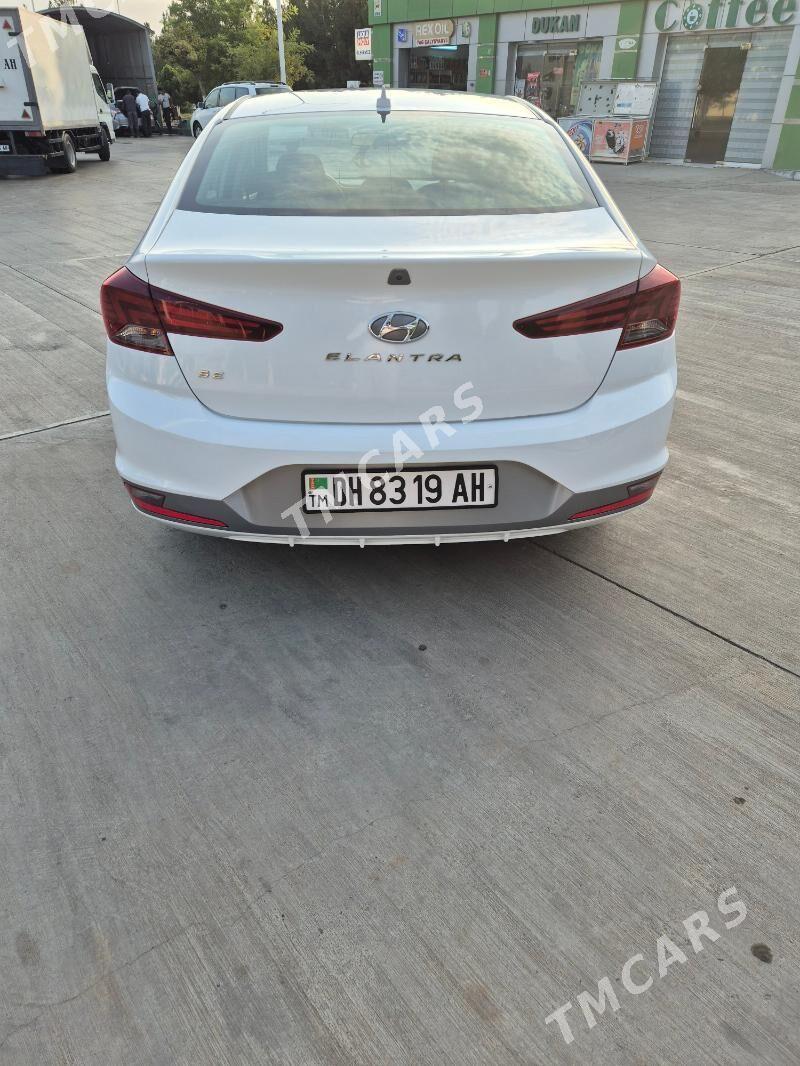 Hyundai Elantra 2019 - 179 000 TMT - Улица Г. Кулиева (Объездная) - img 4