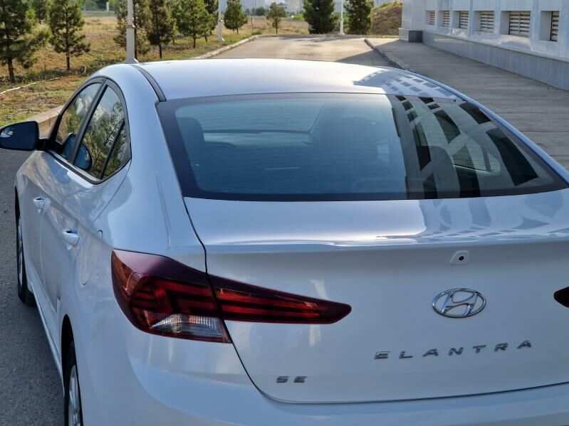 Hyundai Elantra 2019 - 235 000 TMT - Aşgabat - img 6