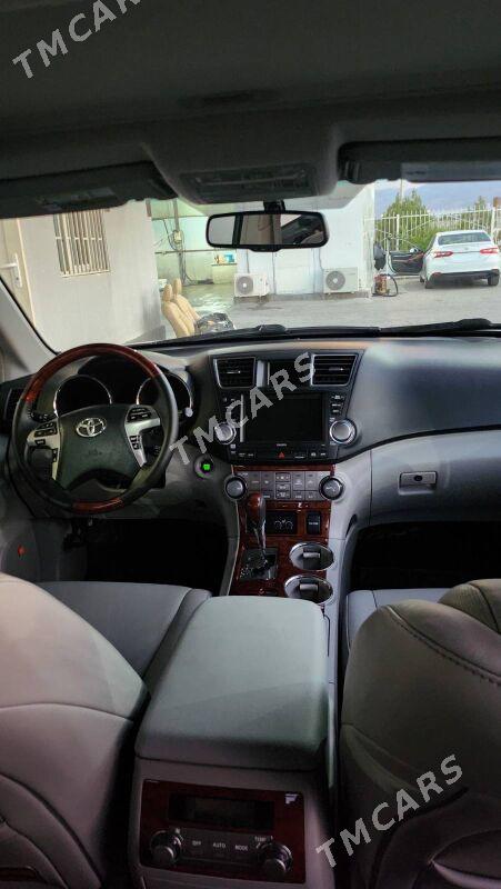 Toyota Highlander 2011 - 380 000 TMT - Ашхабад - img 7