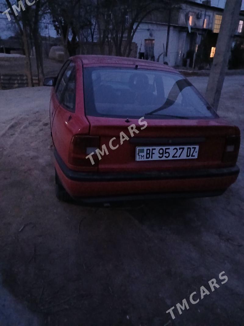 Opel Vectra 1991 - 29 000 TMT - Гороглы (Тагта) - img 5