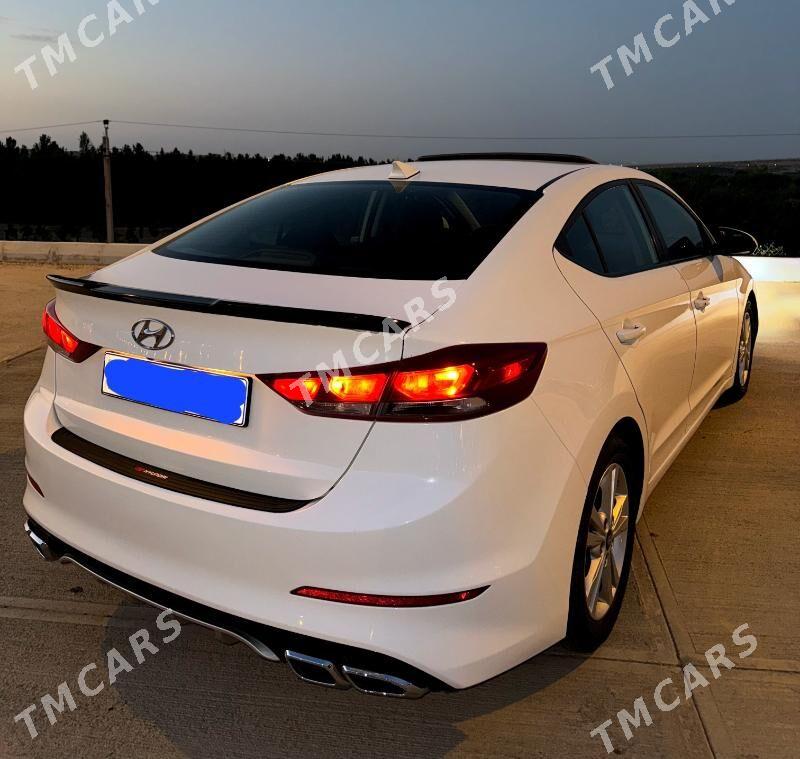 Hyundai Elantra 2017 - 175 000 TMT - Ашхабад - img 2