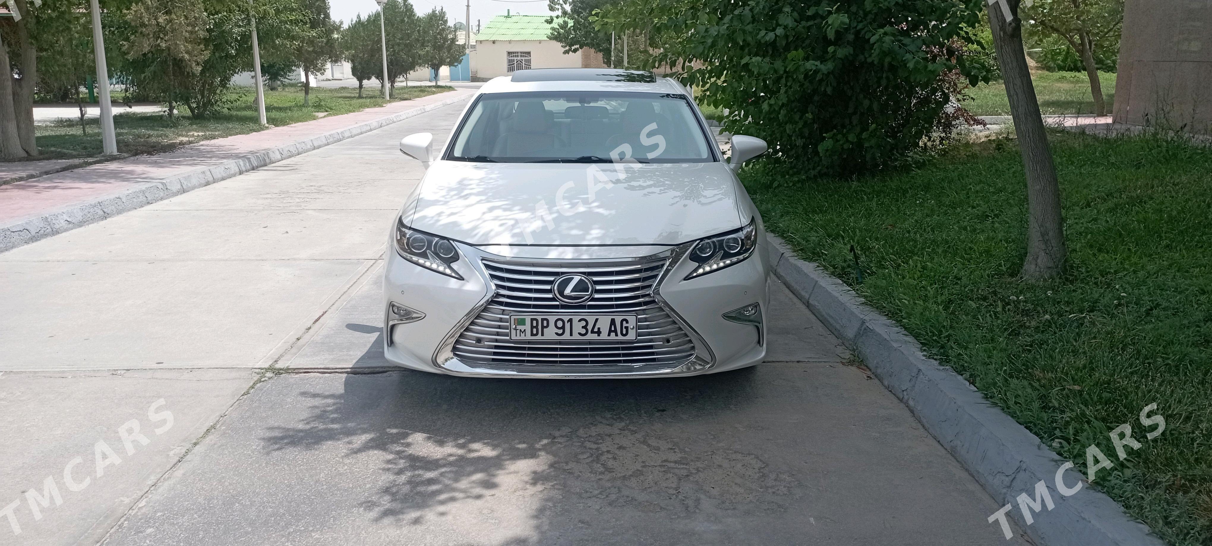 Lexus ES 350 2015 - 440 000 TMT - 15-nji tapgyr - img 8