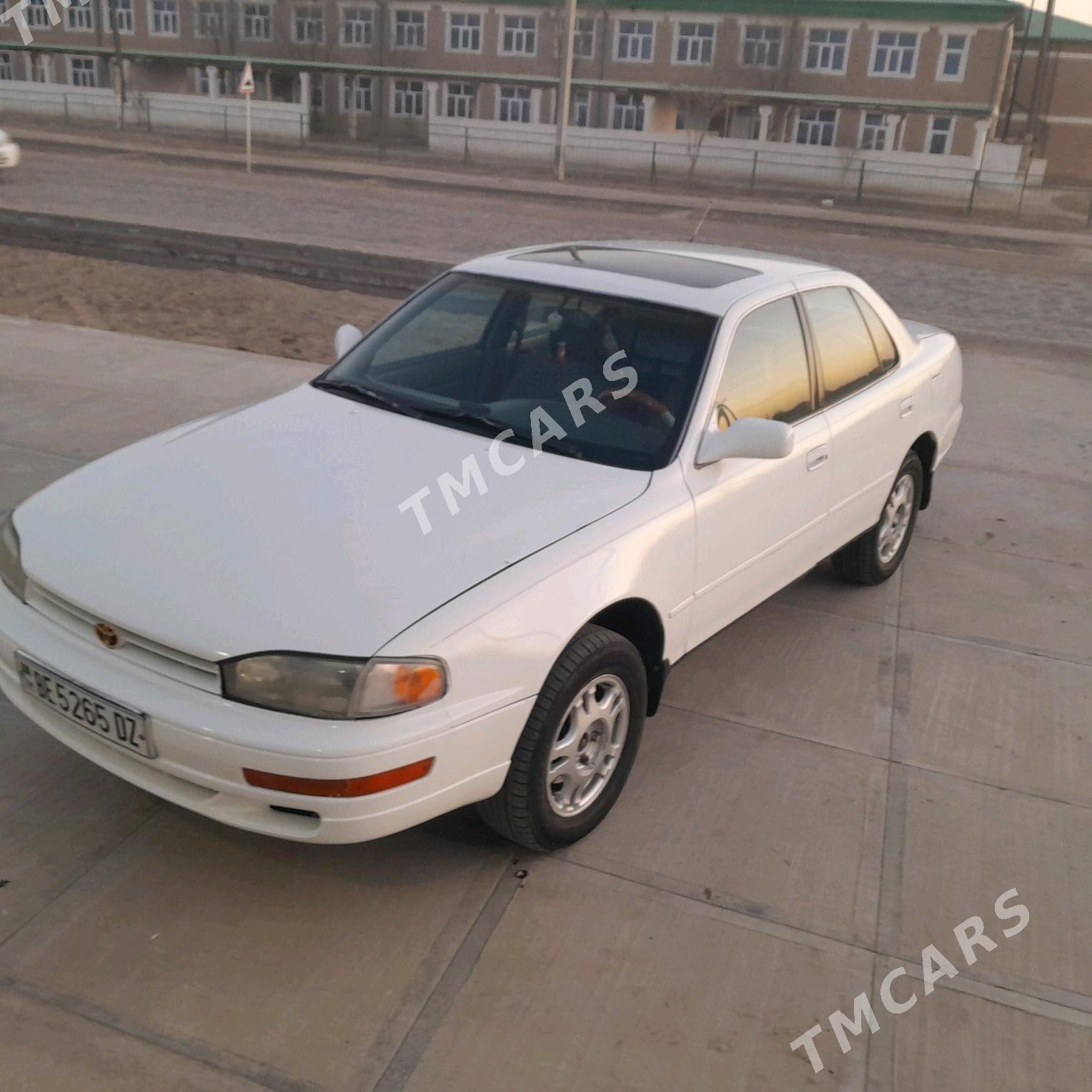 Toyota Camry 1995 - 80 000 TMT - Акдепе - img 6