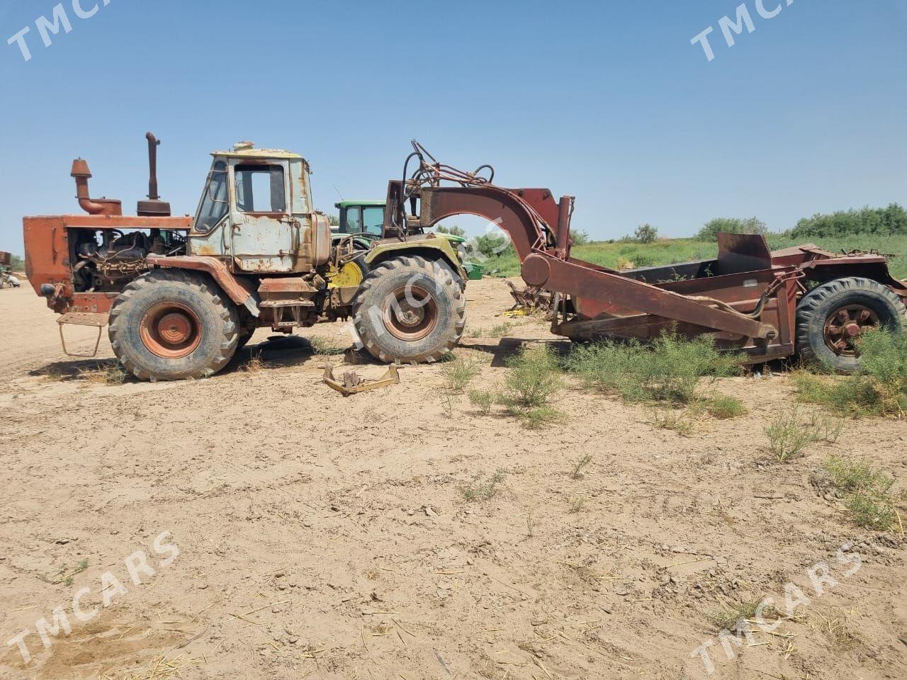 MTZ T-28 2000 - 105 000 TMT - Tejen - img 6