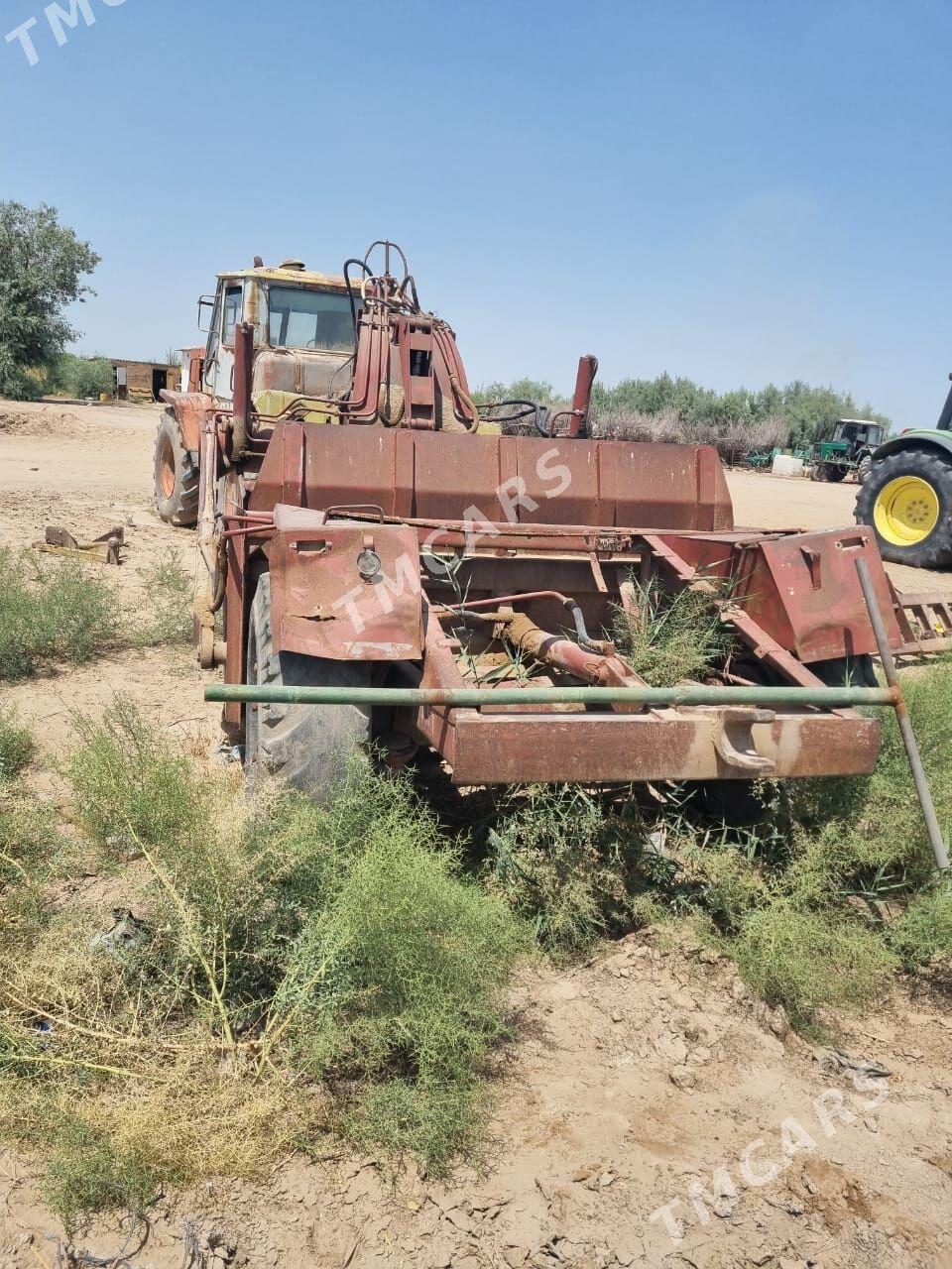 MTZ T-28 2000 - 105 000 TMT - Tejen - img 5