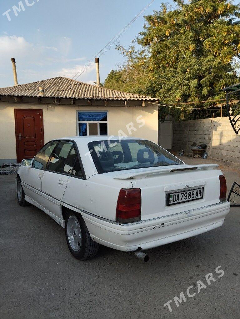 Opel Omega 1993 - 30 000 TMT - Гёкдепе - img 2