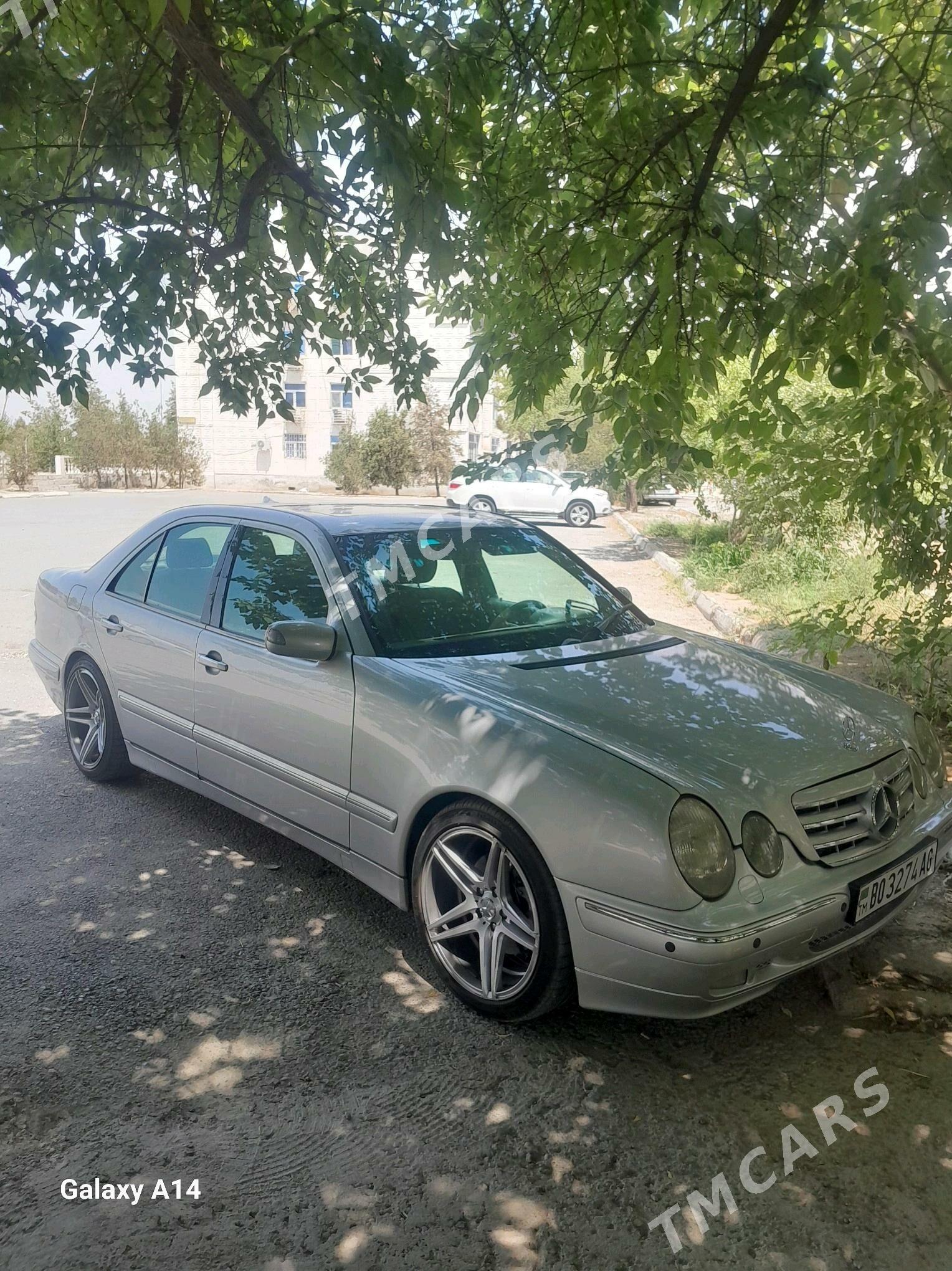 Mercedes-Benz E320 2000 - 100 000 TMT - Бузмеин ГРЭС - img 2