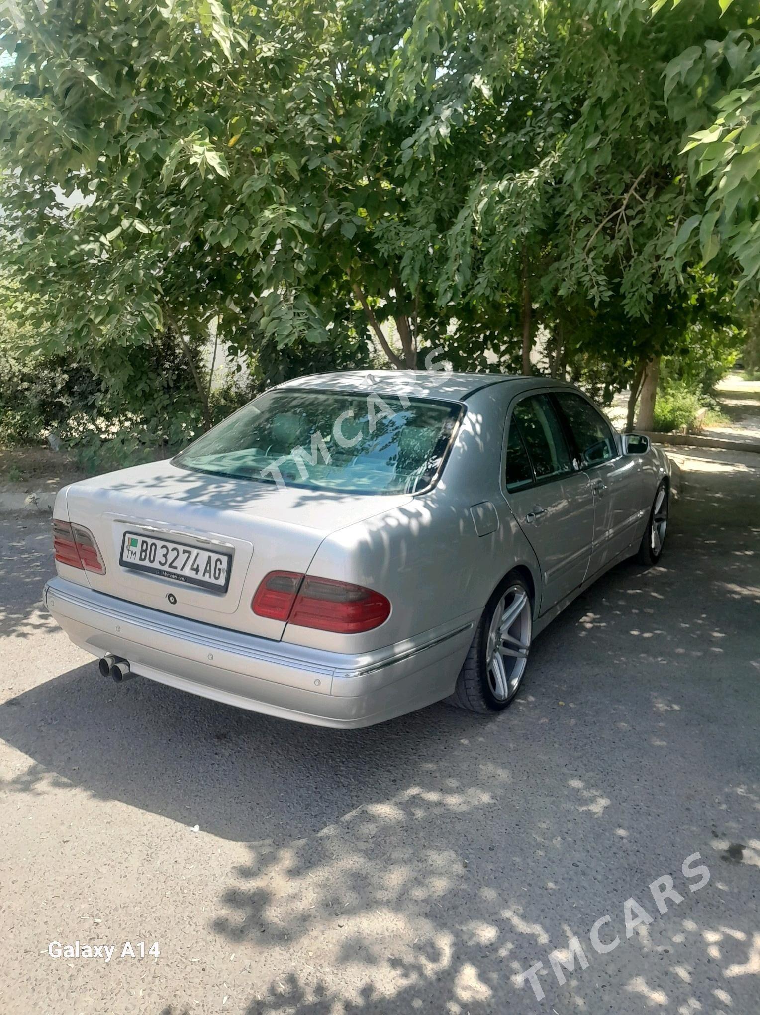 Mercedes-Benz E320 2000 - 100 000 TMT - Büzmeýin GRES - img 3