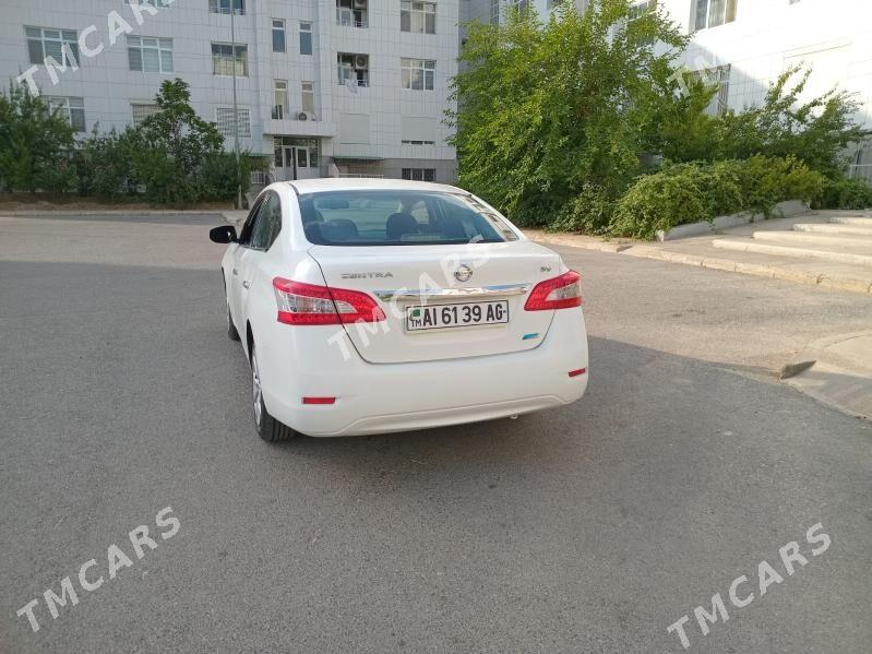 Nissan Sentra 2014 - 110 000 TMT - Бедев - img 4