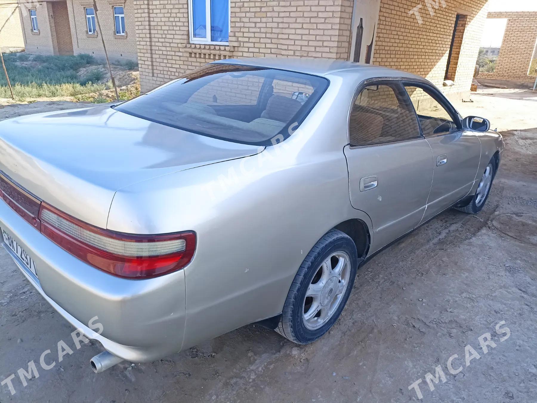 Toyota Chaser 1995 - 26 000 TMT - Туркменабат - img 3