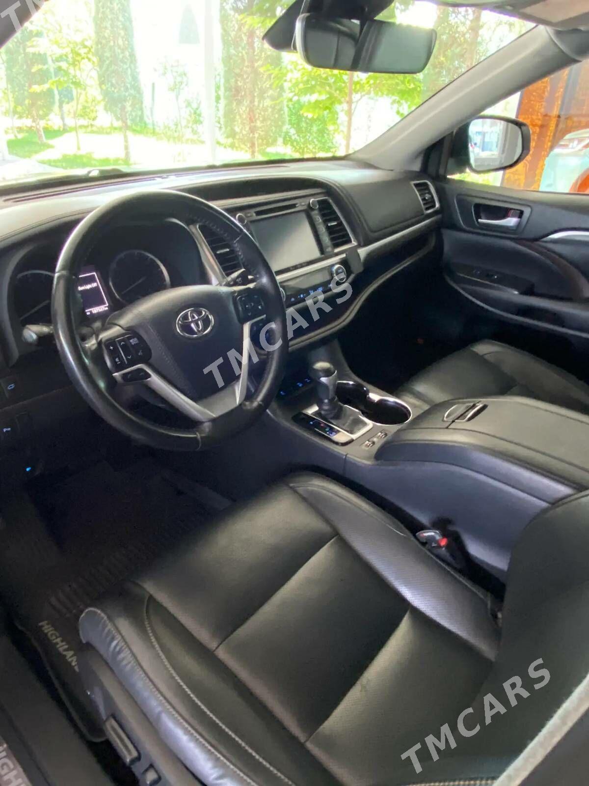 Toyota Highlander 2018 - 490 000 TMT - Ашхабад - img 7