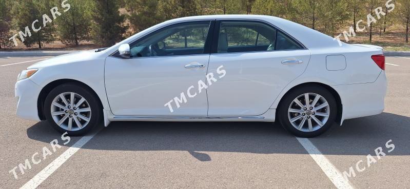 Toyota Camry 2012 - 195 000 TMT - Кëши - img 4