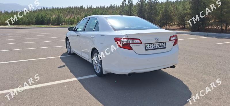 Toyota Camry 2012 - 195 000 TMT - Кëши - img 7