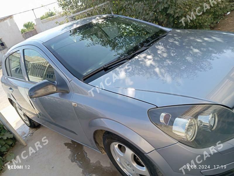 Opel Astra 2004 - 75 000 TMT - Şabat etr. - img 2