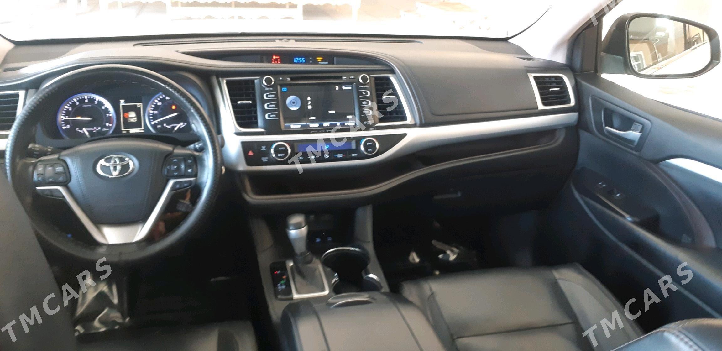 Toyota Highlander 2018 - 335 000 TMT - Wekilbazar - img 3