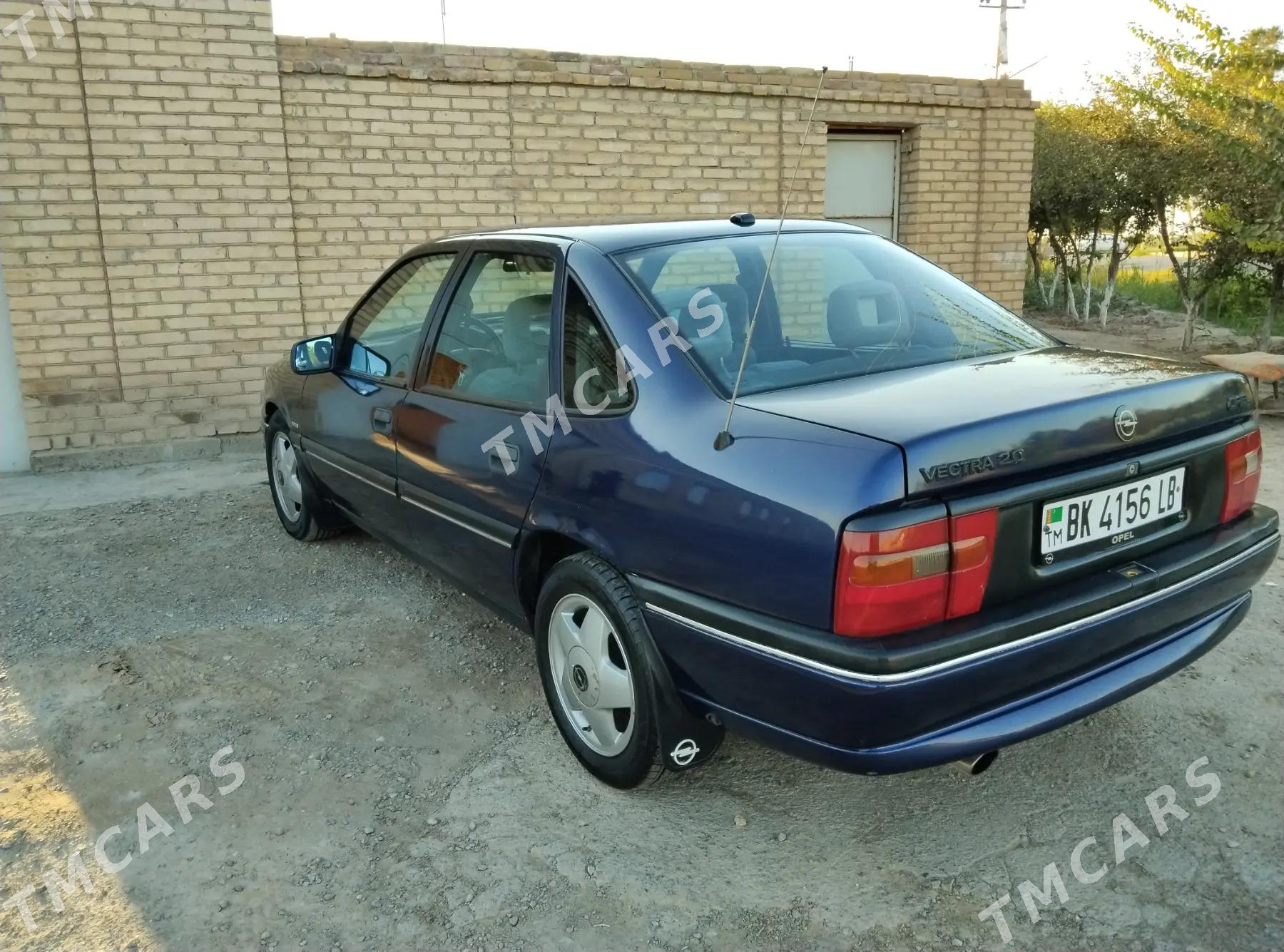 Opel Vectra 1994 - 38 000 TMT - Чарджоу - img 5
