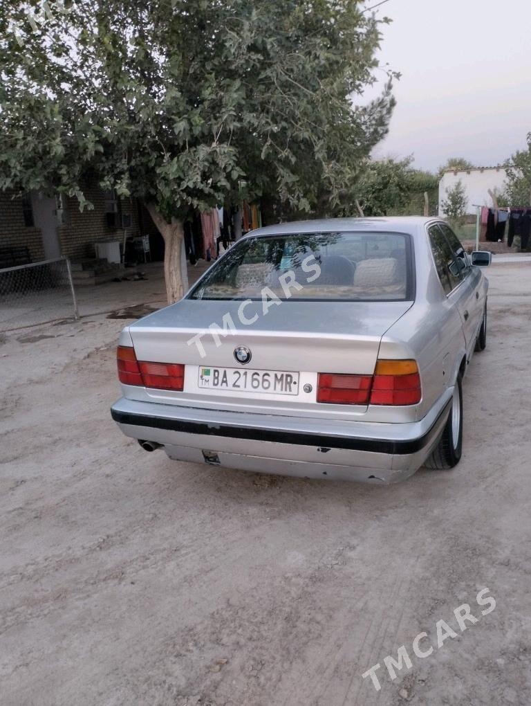 BMW 520 1992 - 30 000 TMT - Мургап - img 3