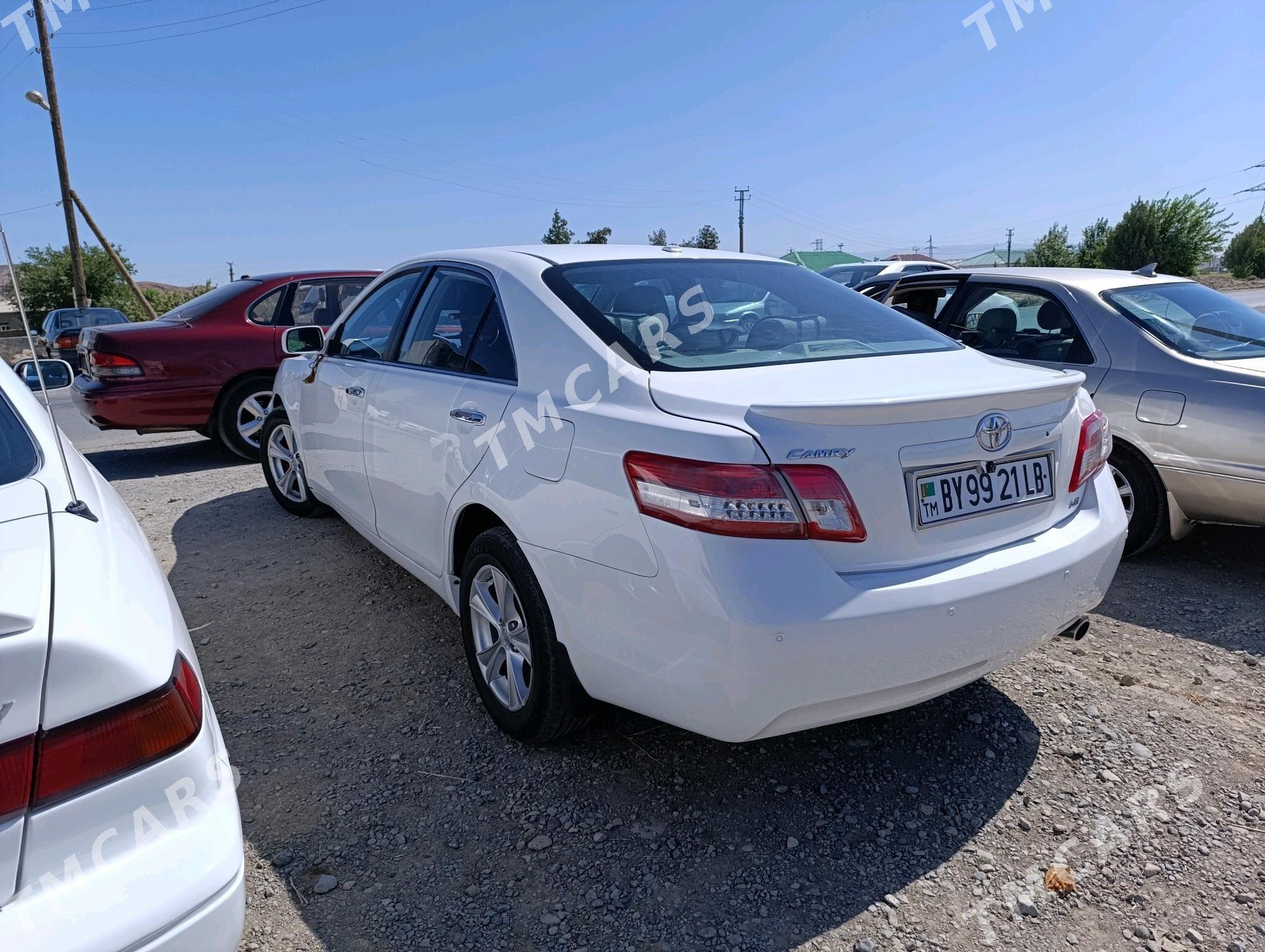 Toyota Camry 2010 - 155 000 TMT - Койтендаг - img 3