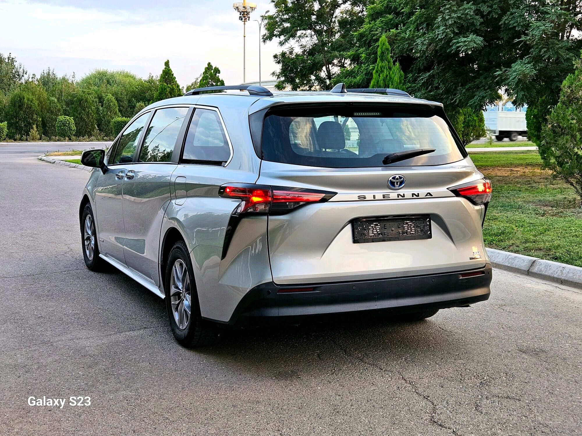 Toyota Sienna 2022 - 485 000 TMT - Дашогуз - img 5