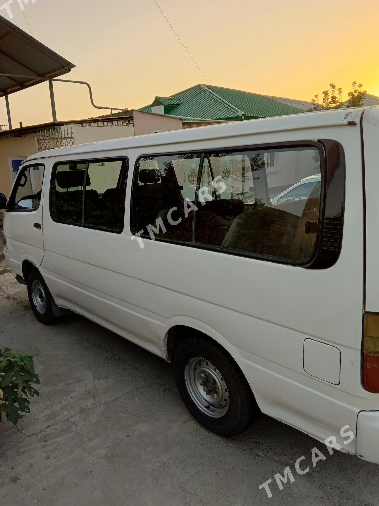 Toyota Hiace 1997 - 85 000 TMT - Aşgabat - img 2