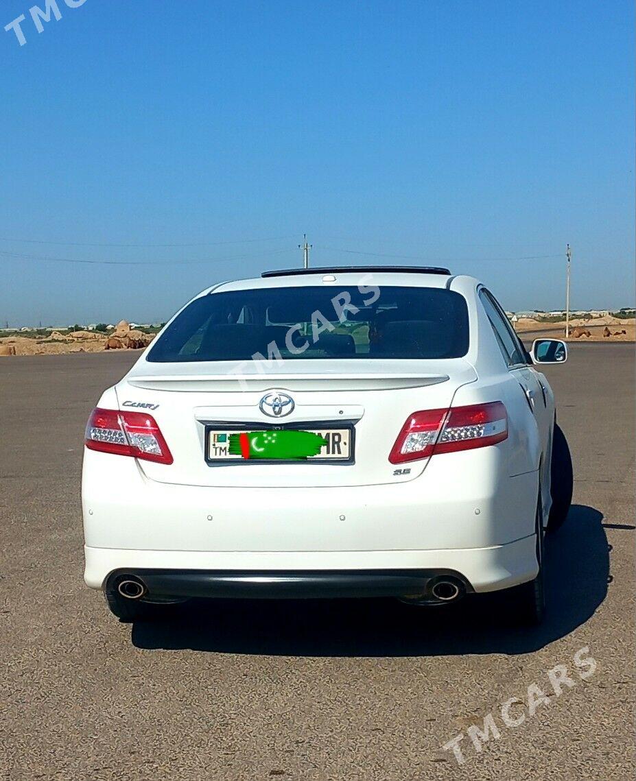 Toyota Camry 2011 - 185 000 TMT - Sakarçäge - img 3