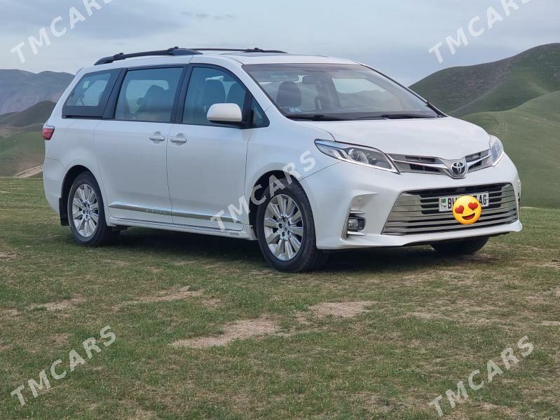 Toyota Sienna 2017 - 390 000 TMT - Мир 1 - img 2