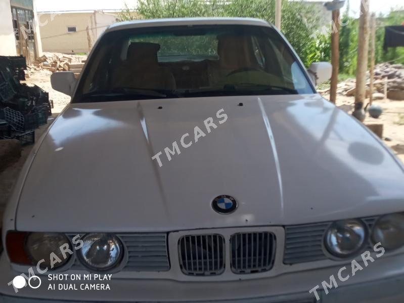 BMW 5 Series 1990 - 35 000 TMT - Мары - img 3