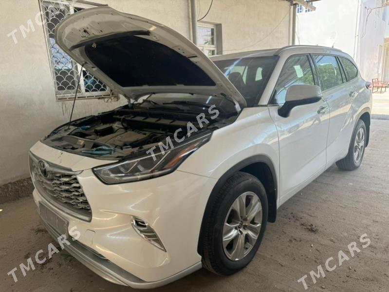 Toyota Highlander 2021 - 580 000 TMT - Ашхабад - img 4