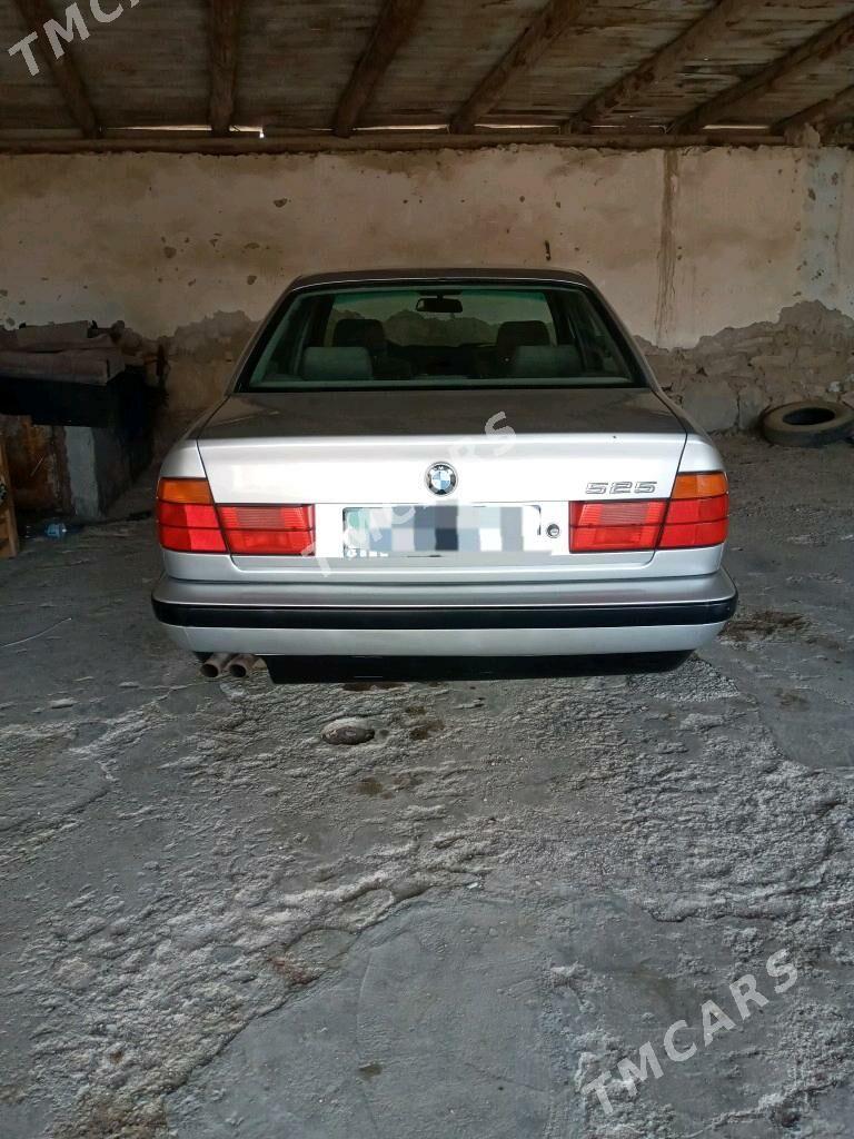 BMW 525 1994 - 56 000 TMT - Gyzylarbat - img 4