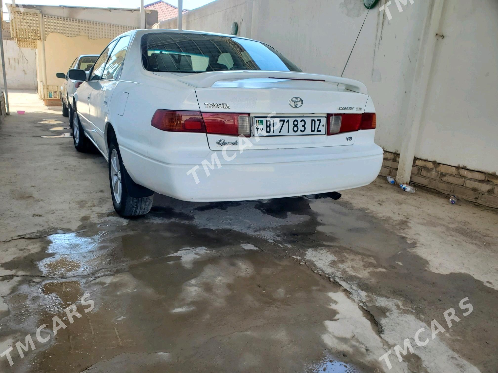 Toyota Camry 1999 - 115 000 TMT - етр. Туркменбаши - img 3