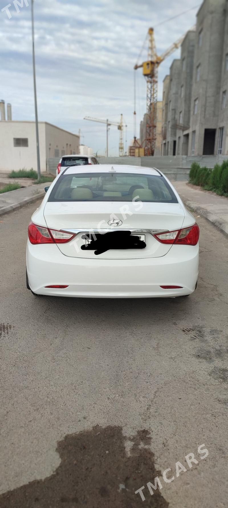 Hyundai Sonata 2011 - 155 000 TMT - Дашогуз - img 4