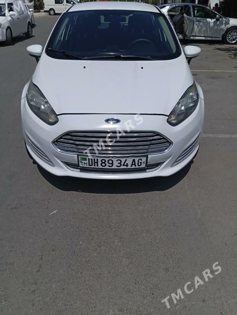 Ford Fiesta 2018 - 125 000 TMT - Aşgabat - img 4