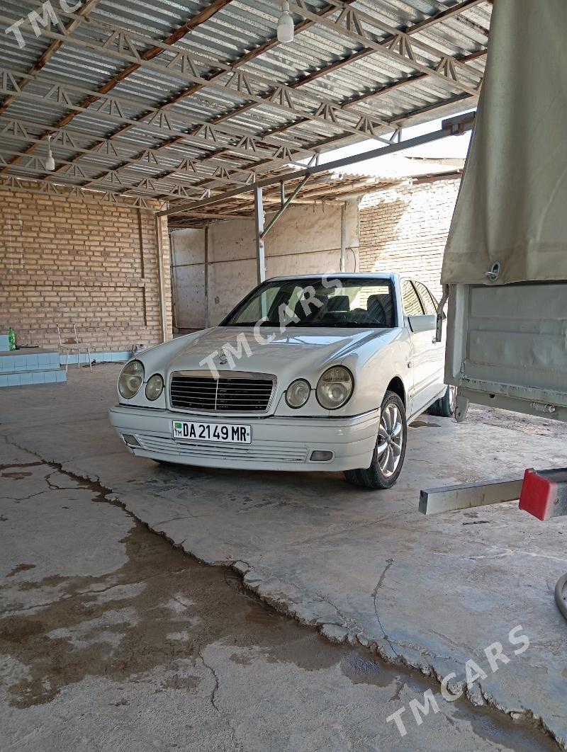 Mercedes-Benz E320 1998 - 70 000 TMT - Mary - img 2