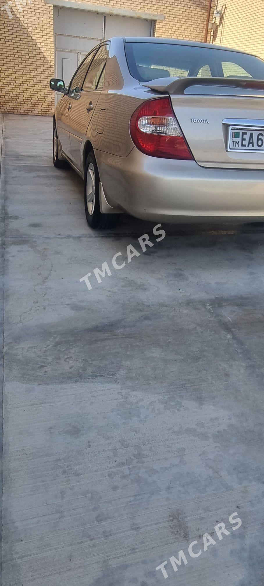 Toyota Camry 2003 - 130 000 TMT - Халач - img 2