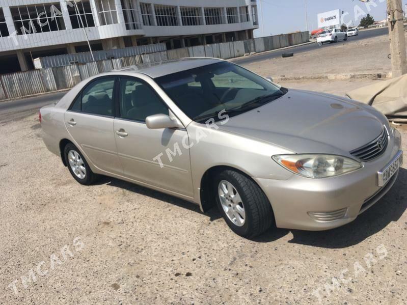 Toyota Camry 2003 - 110 000 TMT - Мары - img 4