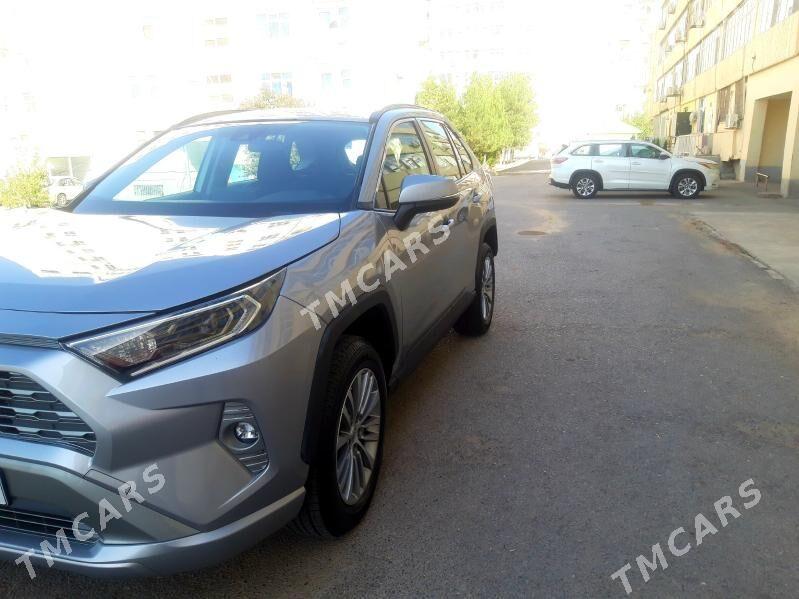 Toyota RAV4 2019 - 340 000 TMT - Мир 2 - img 2