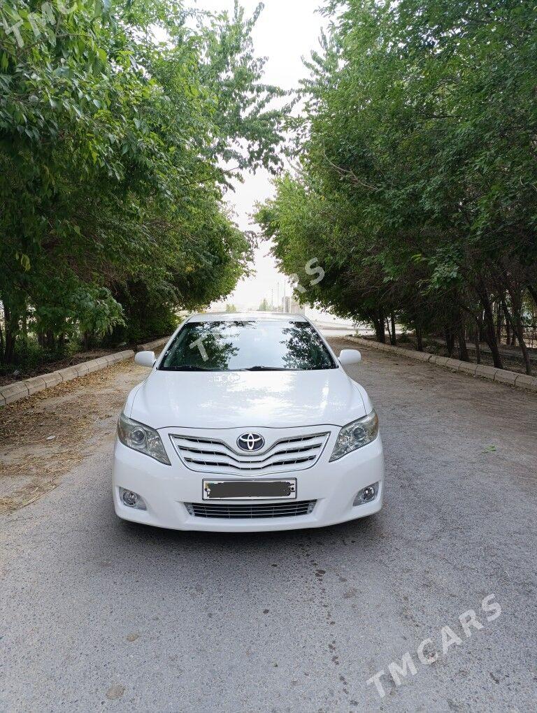 Toyota Camry 2010 - 190 000 TMT - Ашхабад - img 3