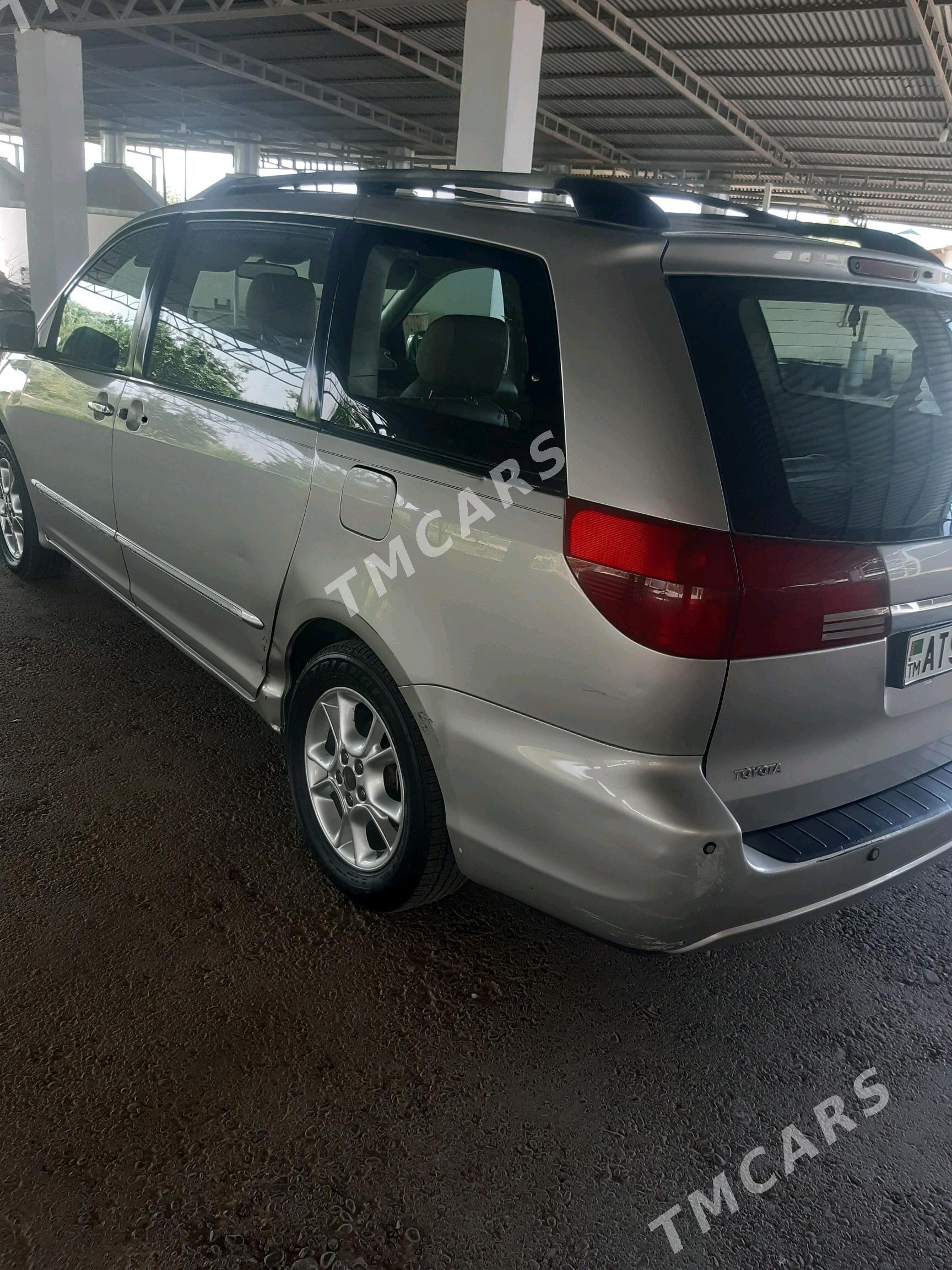 Toyota Sienna 2004 - 160 000 TMT - Aşgabat - img 3