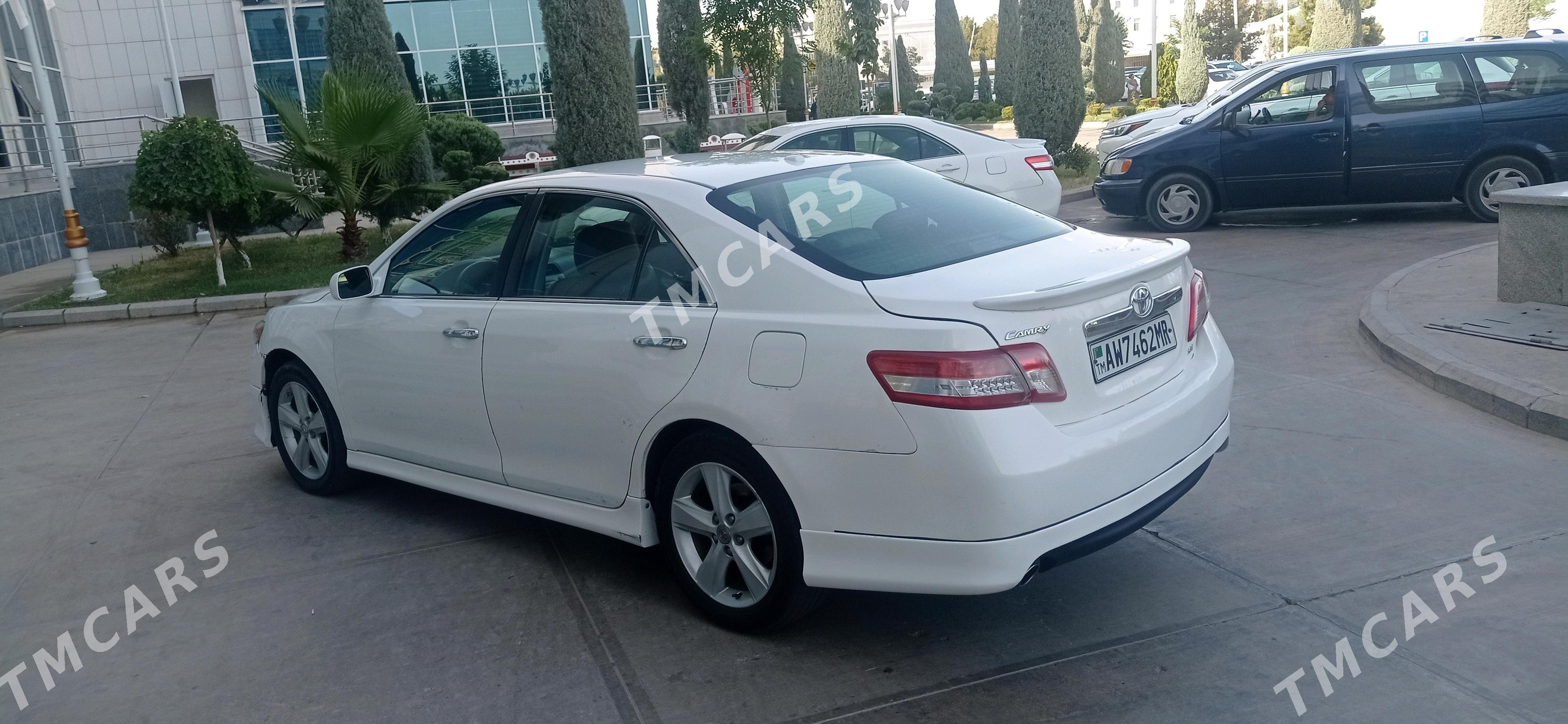 Toyota Camry 2011 - 157 000 TMT - Мары - img 7