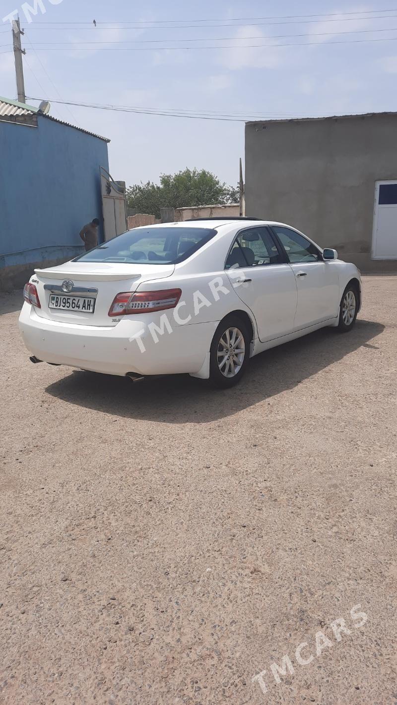 Toyota Camry 2010 - 160 000 TMT - Kaka - img 3