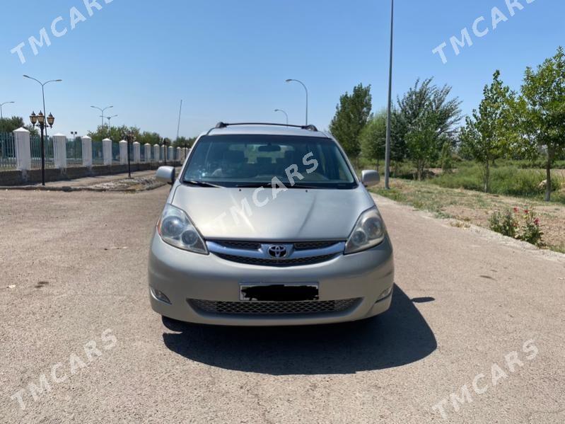 Toyota Sienna 2008 - 190 000 TMT - Daşoguz - img 3