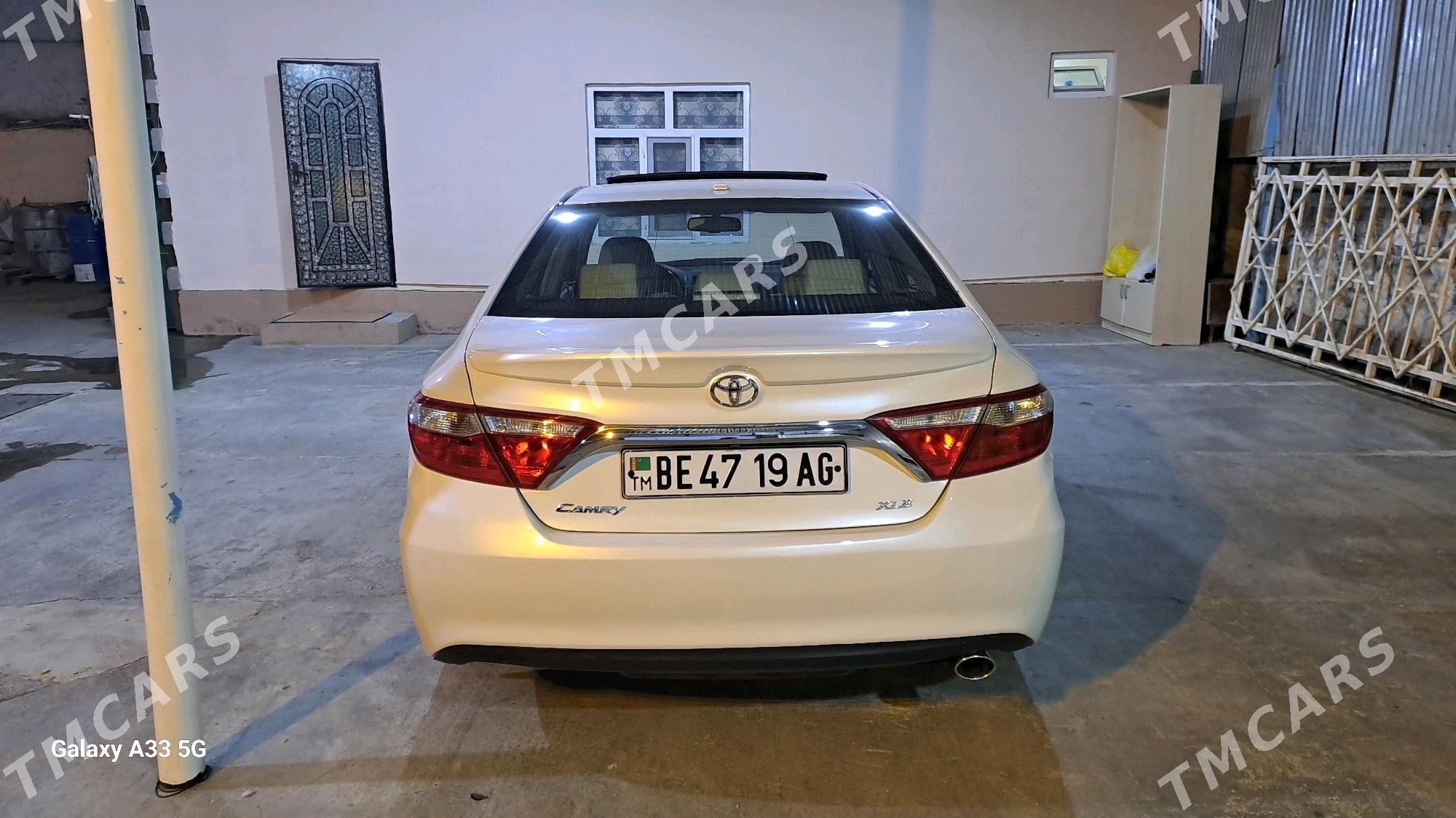 Toyota Camry 2017 - 300 000 TMT - Бедев - img 4