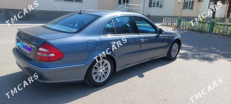 Mercedes-Benz E320 2004 - 100 000 TMT - Туркменабат - img 4