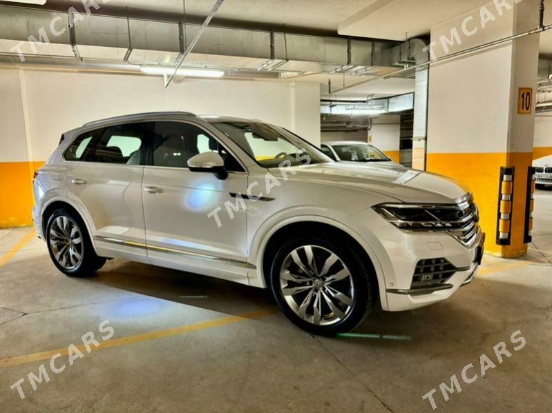 Volkswagen Touareg 2019 - 1 385 000 TMT - Ашхабад - img 4