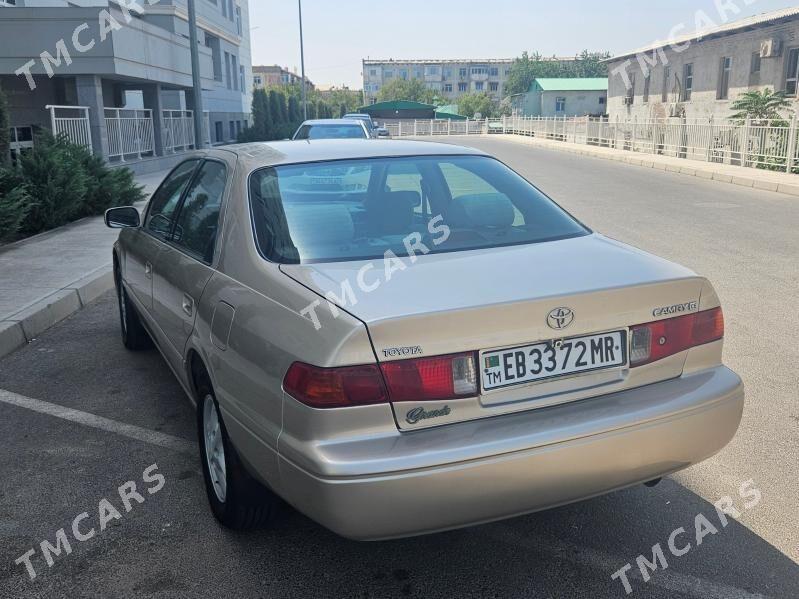 Toyota Camry 2000 - 124 000 TMT - Мары - img 3