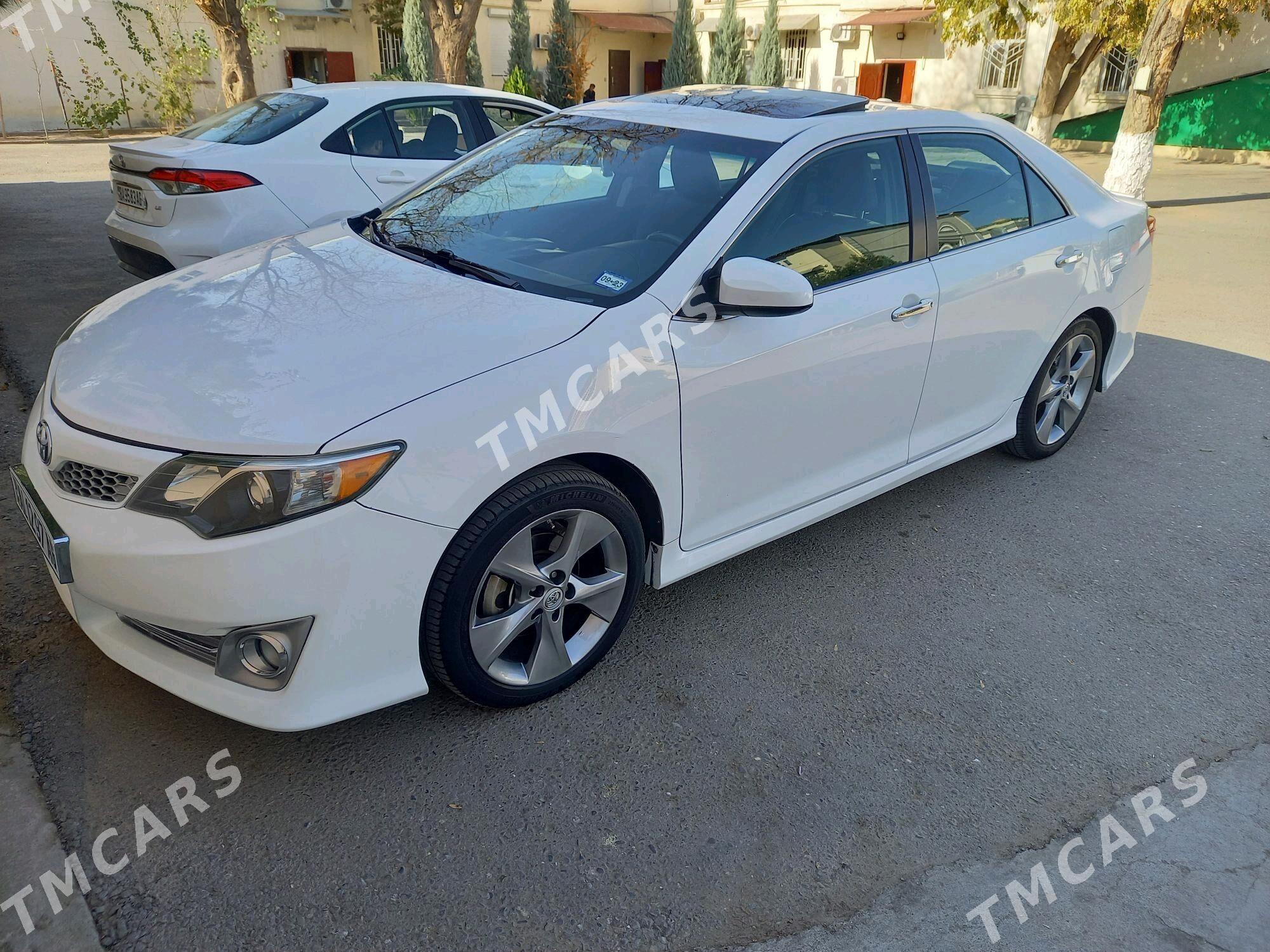 Toyota Camry 2013 - 230 000 TMT - Ашхабад - img 4