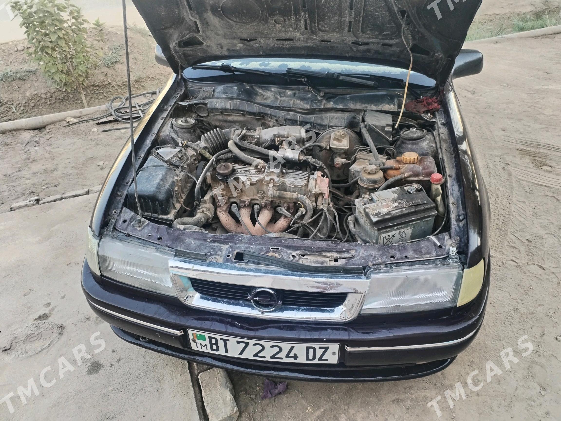 Opel Vectra 1994 - 18 000 TMT - Гурбансолтан Едже - img 3